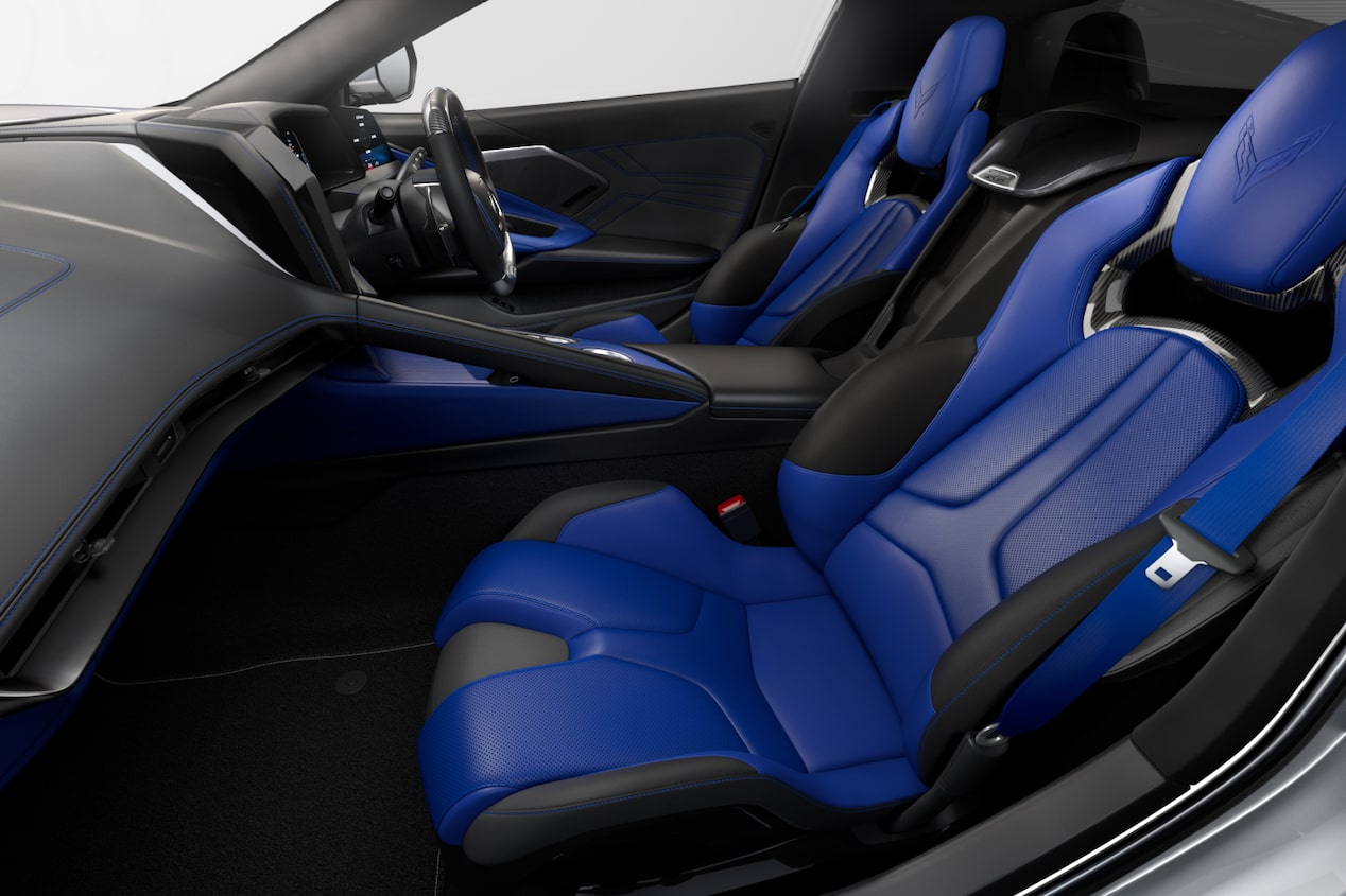 CORVETTE Z06 SANTORINI EDITION