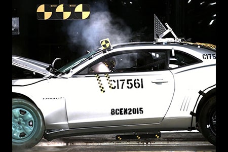 2012年 米国NHTSA(米国運輸省道路交通安全局)の新車安全評価テストにおいて☆5つを獲得