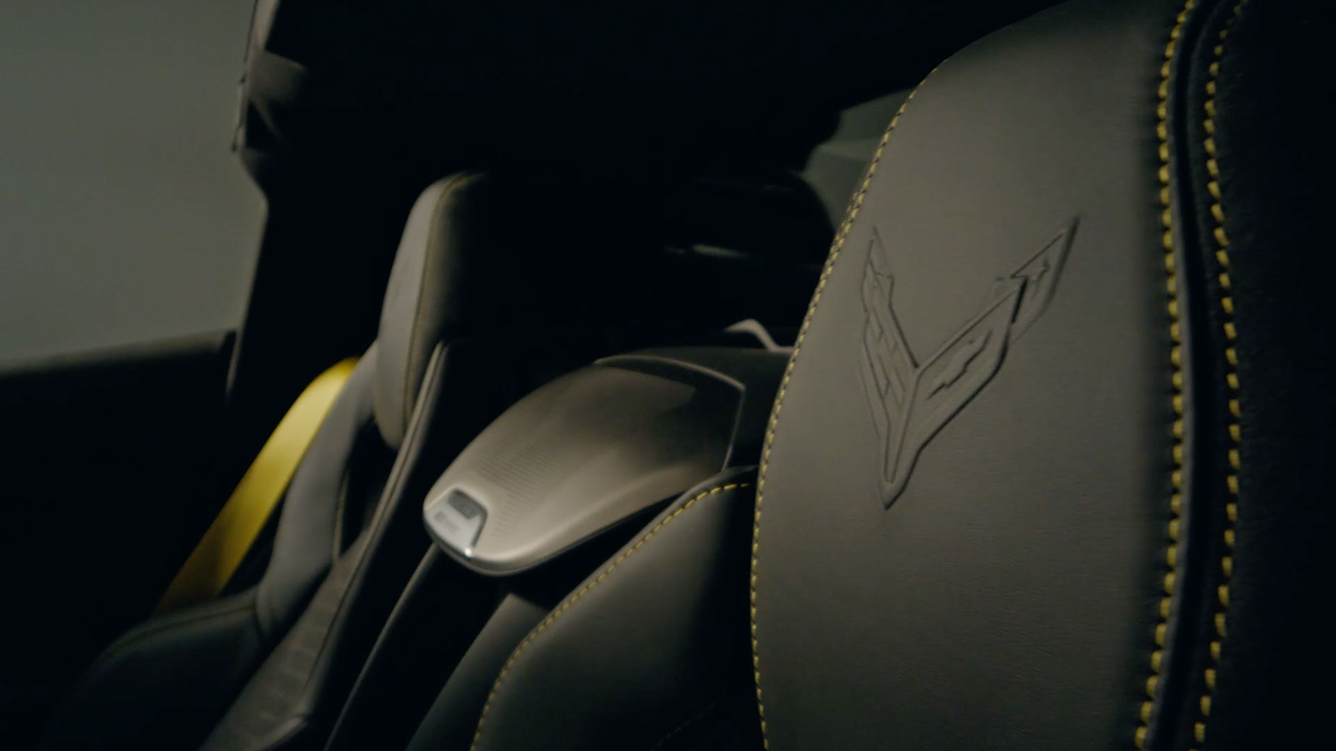 2026-corvette-stingray-interior-design-posterframe.jpg